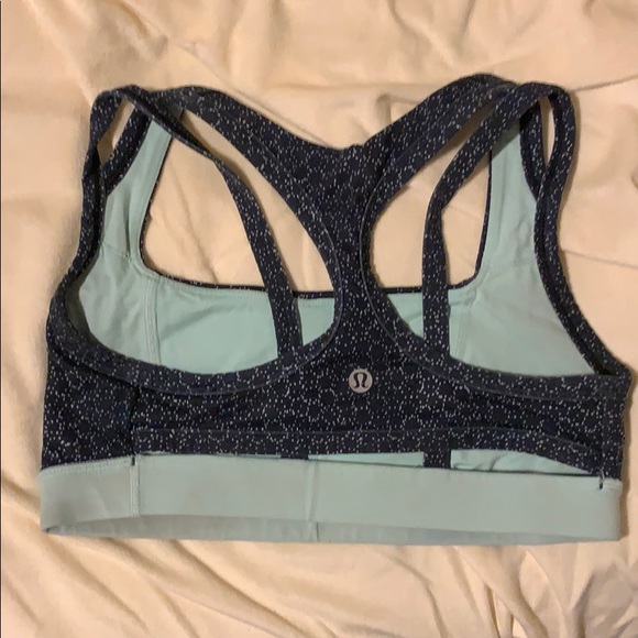 Reversible sports bra - Picture 2 of 2
